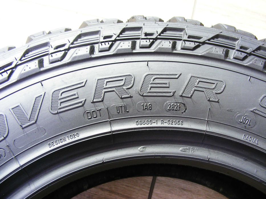 Грязьова гума 225/75/16 -2 шт.Cooper Discoverer S/T