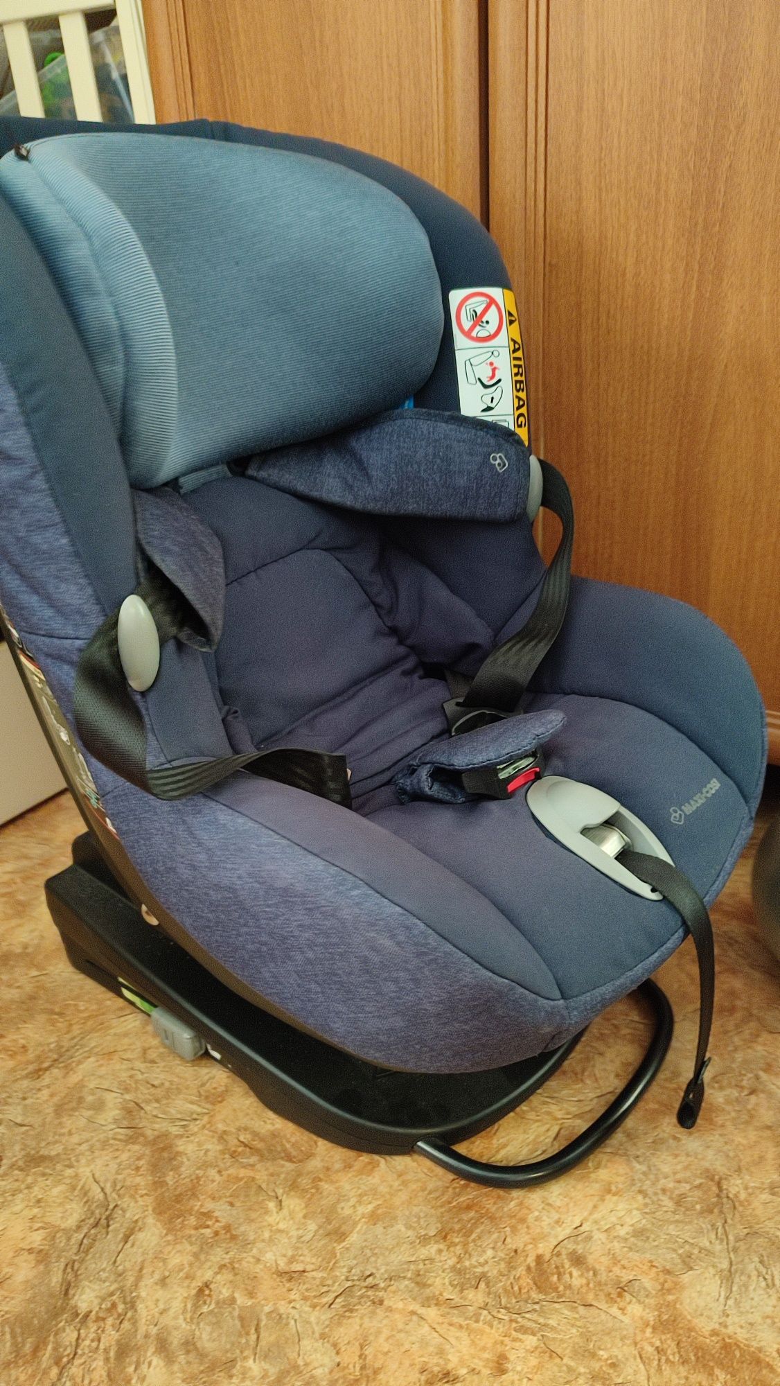 Автокрісло дитяче Maxi-Cosi  MiloFix