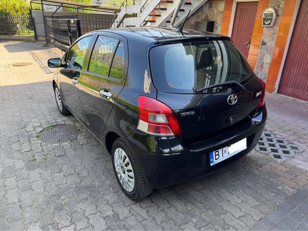 Toyota Yaris 1.3 benzyna wersja SOL Climatronic el Szyby