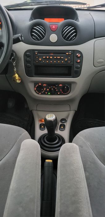 Citroën C3 1.1 Exclusive 60cv 144mil km