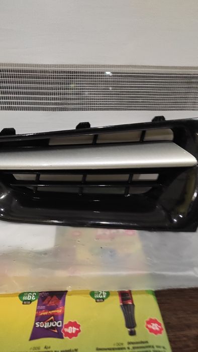 Решітка бампера renault megane 2 (ніздрі)