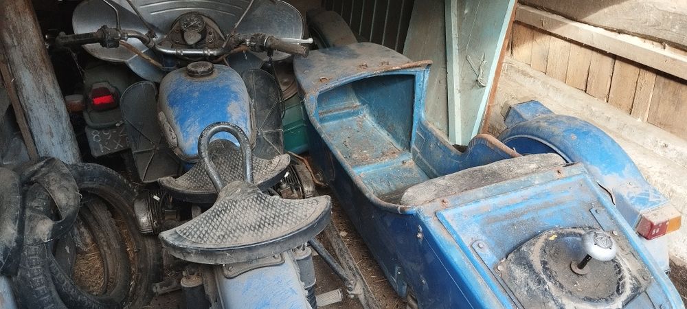 Продам два Урала