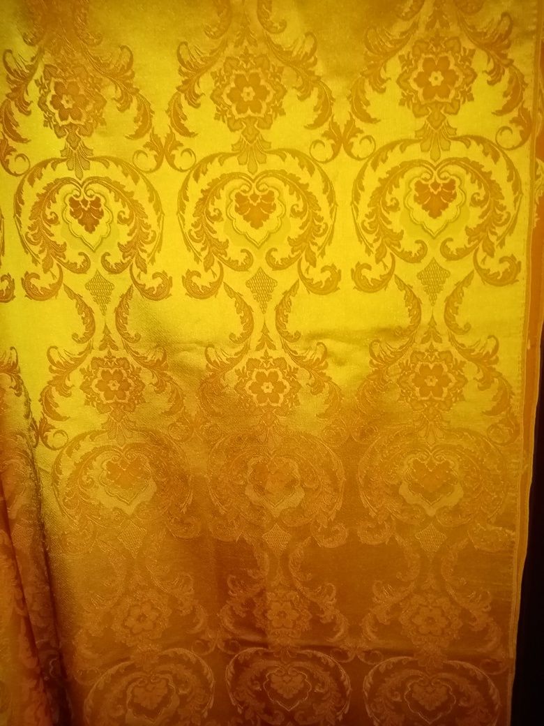 Покривало і штори