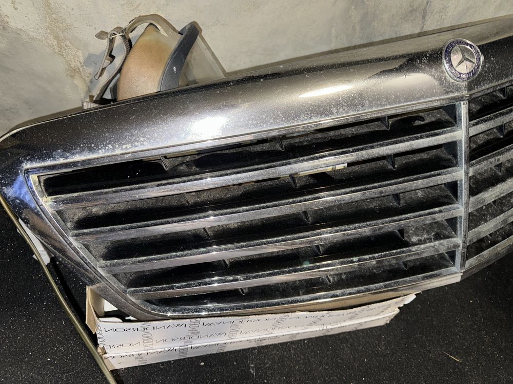 Mercedes w221  atrapa  grill