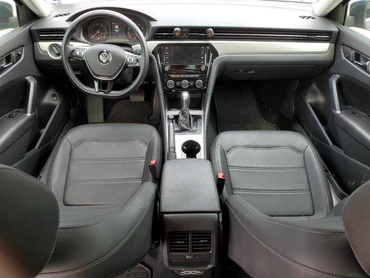 Volkswagen Passat SE 2020