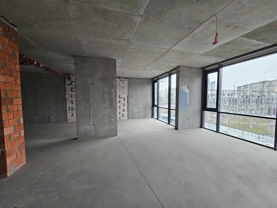 Аренда торгового помещения Лебединый ЖК, Харьковская, 238м.кв. Без%