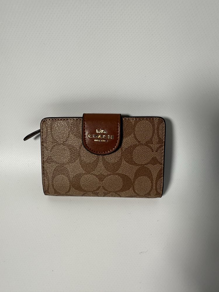 Кошелек Coach кожаный