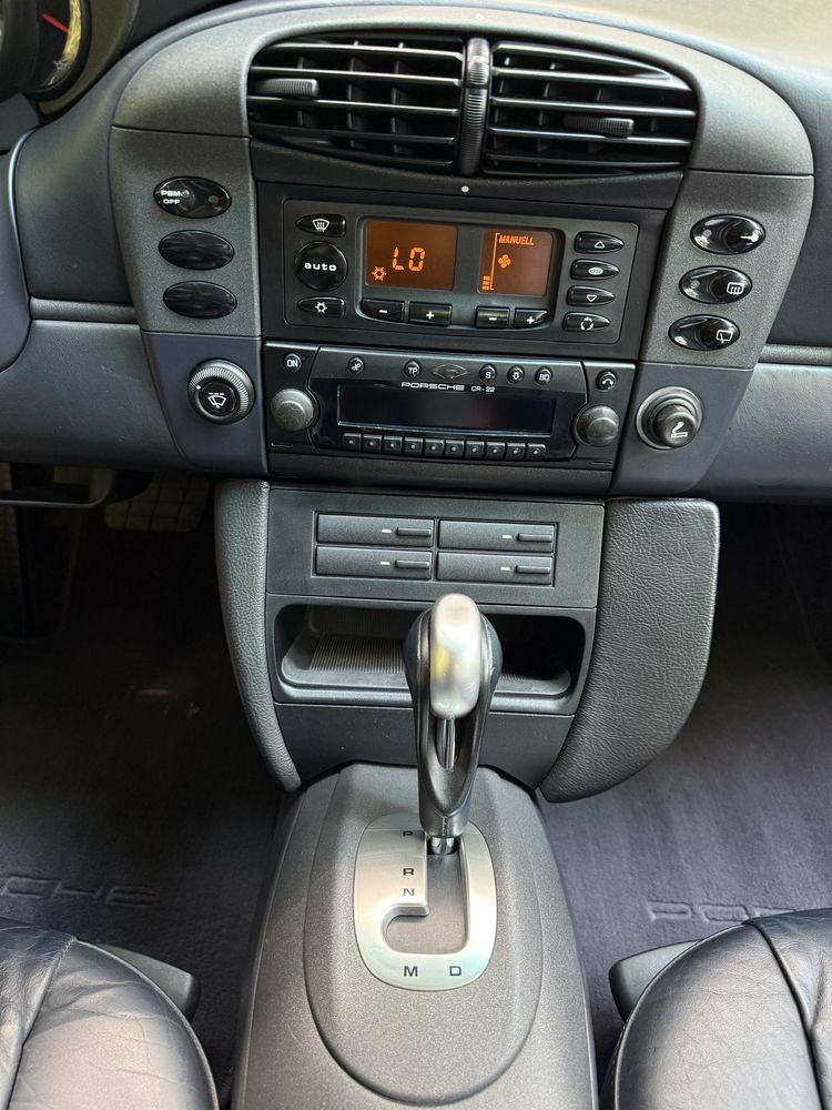 Porsche Carrera 4 996