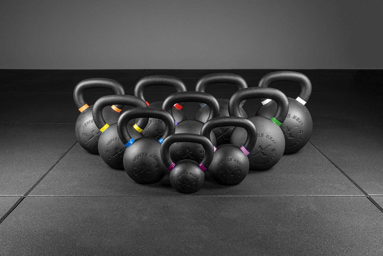 Odważnik kettlebell ogumowane Xenios USA 24 kg