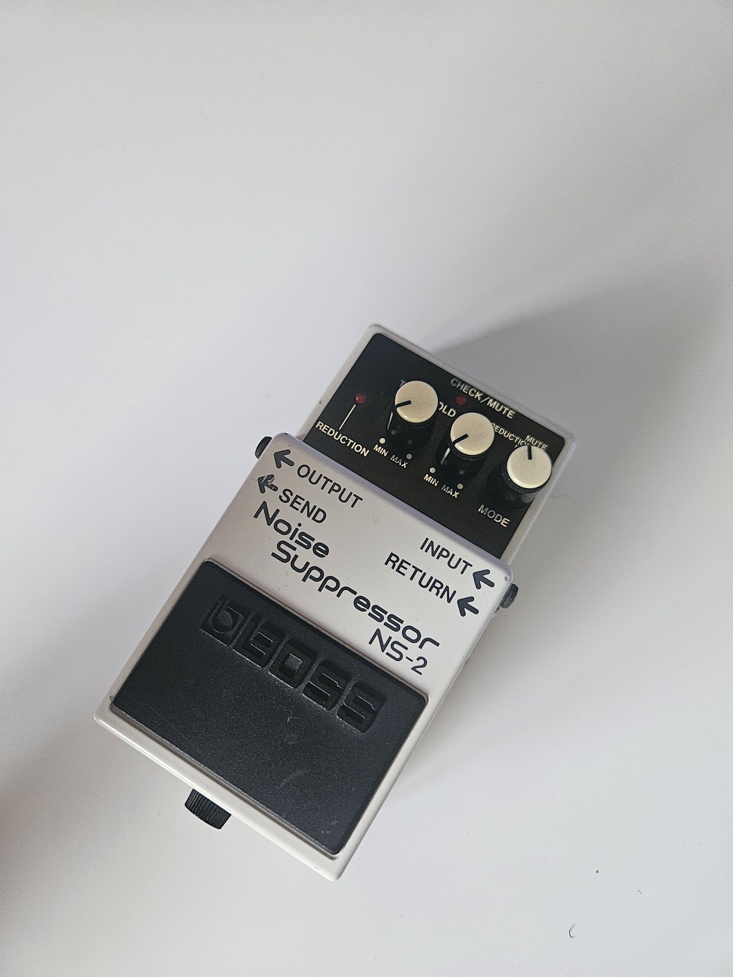 Boss Ns2 bramka szumów