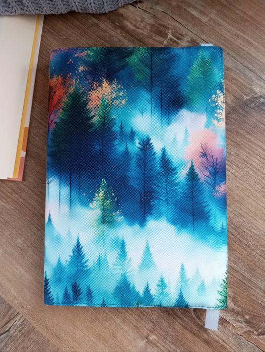 Otulacz na książki. Etui. Okładka.