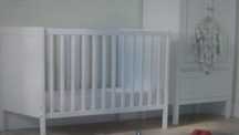 Cama bebé-berço em bom estado