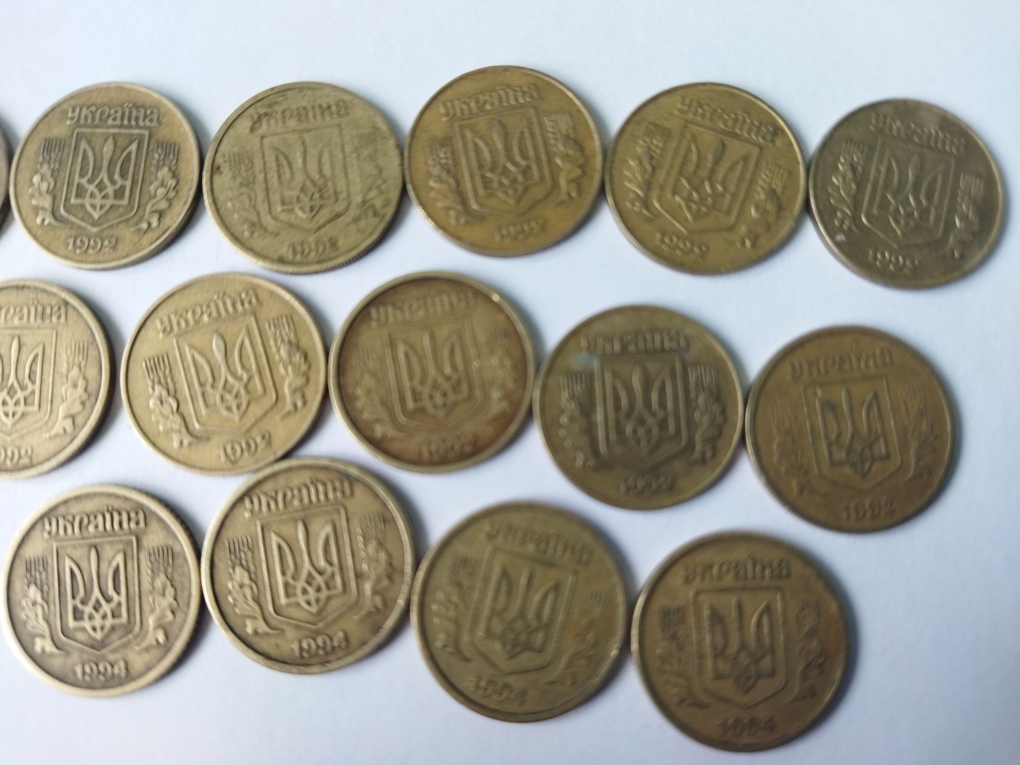 Продам монеты 25коп, 10коп 1992