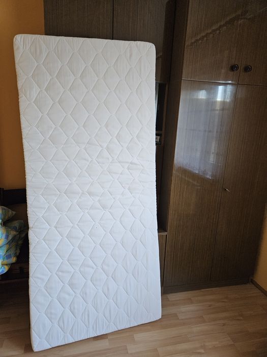 Nowy materac 90x200 cm cienki