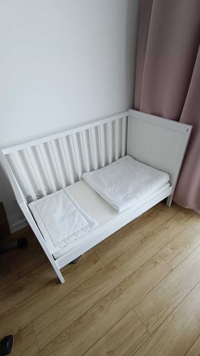 Łóżeczko 125x67, materac 120x60