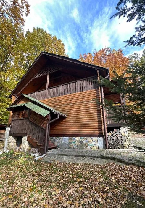 Продаж унікального Відпочинкового комплексу На Озерах