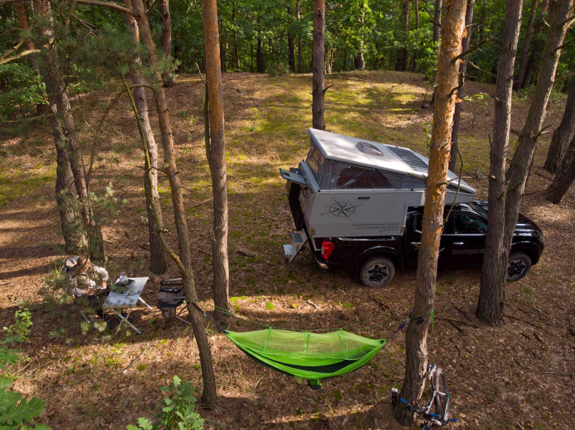 Zabudowa pickup kamperowa na pickupa camper Apache Autotraper