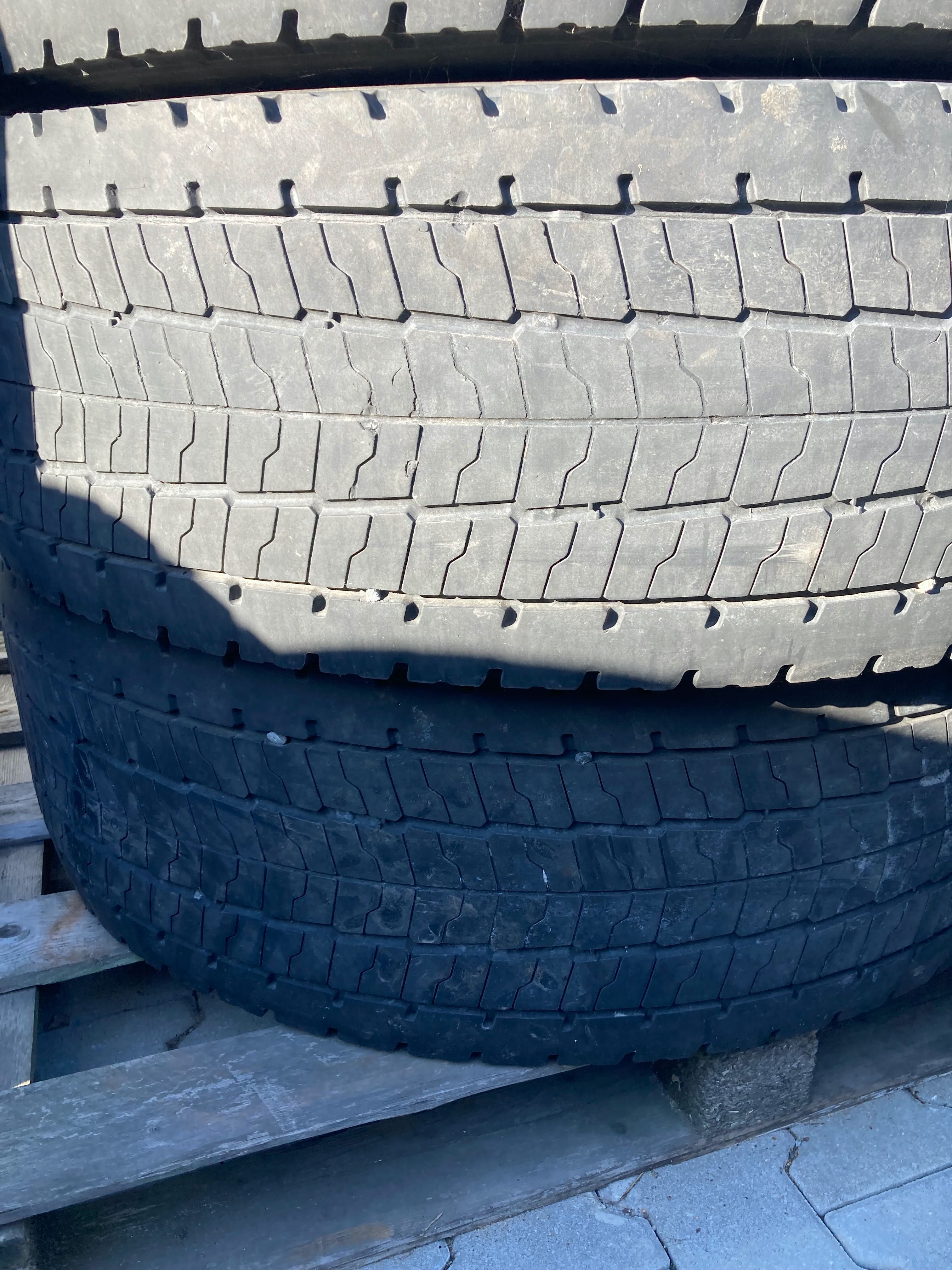 Bridgestone ecopia M749 315/70/22,5 napędy