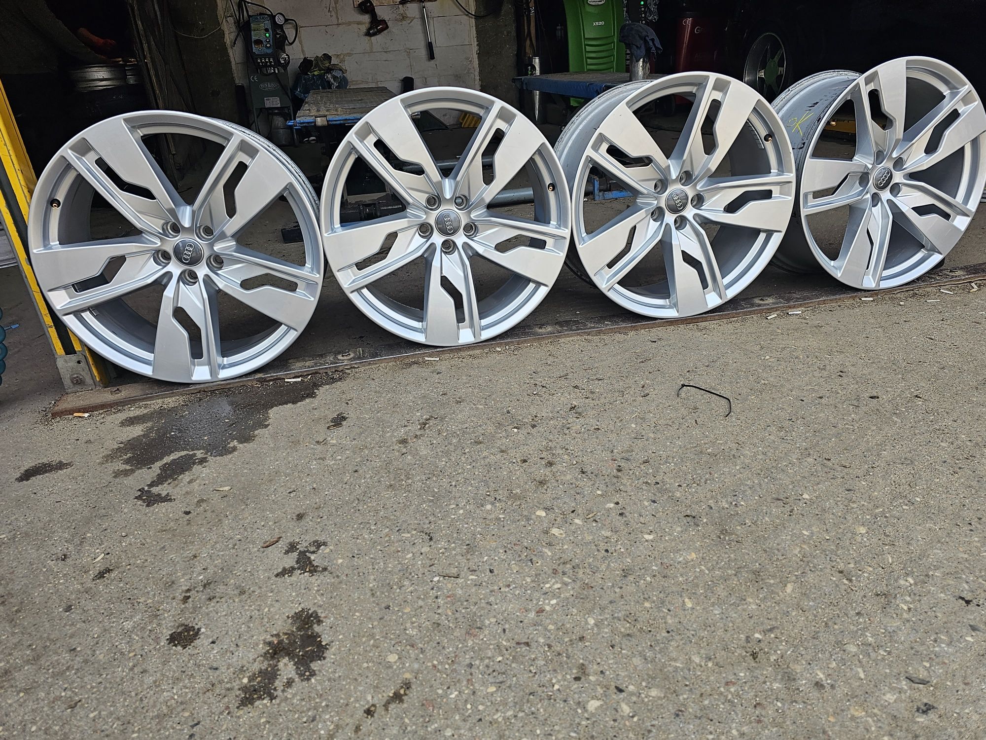 Felgi Aluminiowe Audi Q7-Q8 R21 5x112 ET31-8.5J
