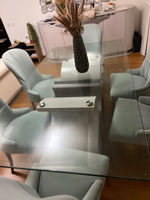 Mesa de jantar luxuosa