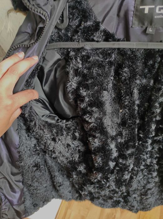 Kurtka puchowa, kurtka czarna, kurtka z futerkiem, kurtka zimowa