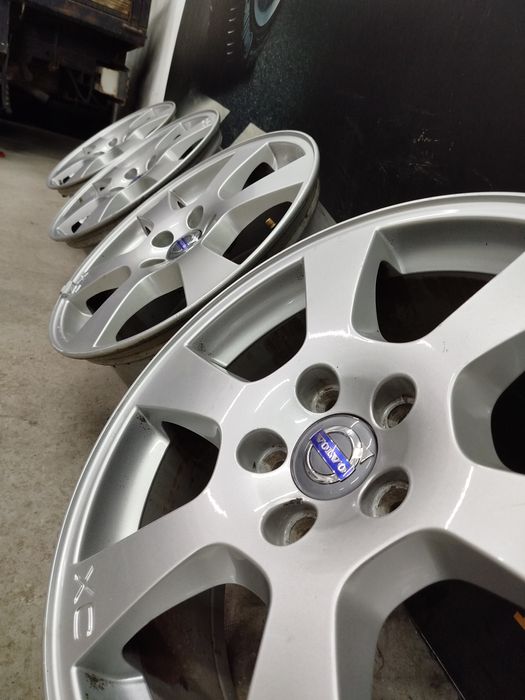 Jantes 17 originais Volvo 5×108