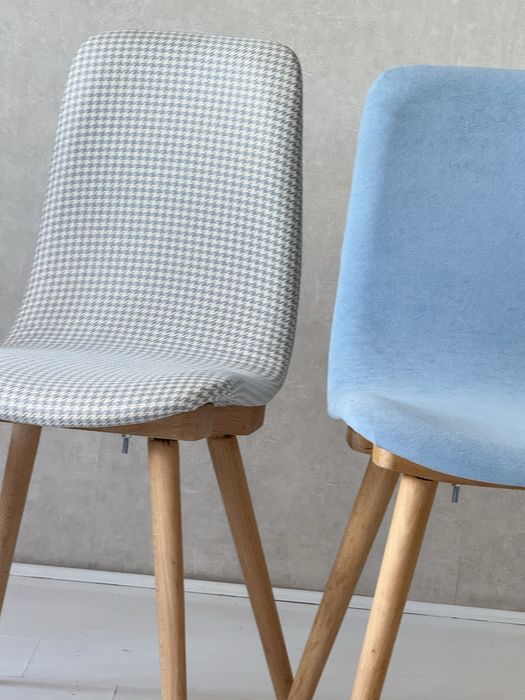 4 krzesła A-6150, po renowacji piękne