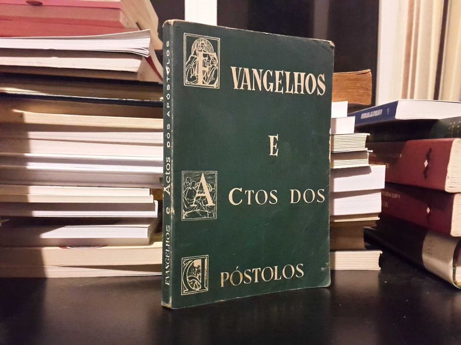 Evangelhos e Actos dos Apóstolos