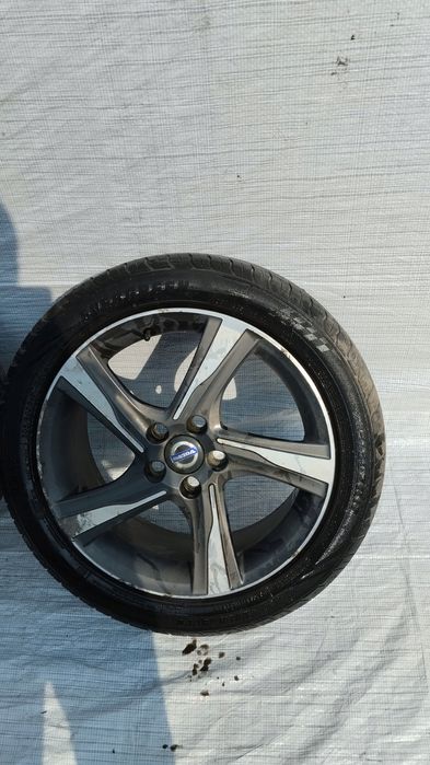 koła felgi aluminiowe volvo v40 ii cross country 8x17 5x108 et50