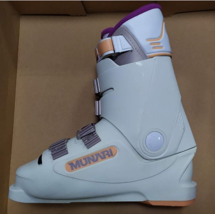 Ботинки горнолыжные MUNARI MT 55. Размер - 36 - 38.