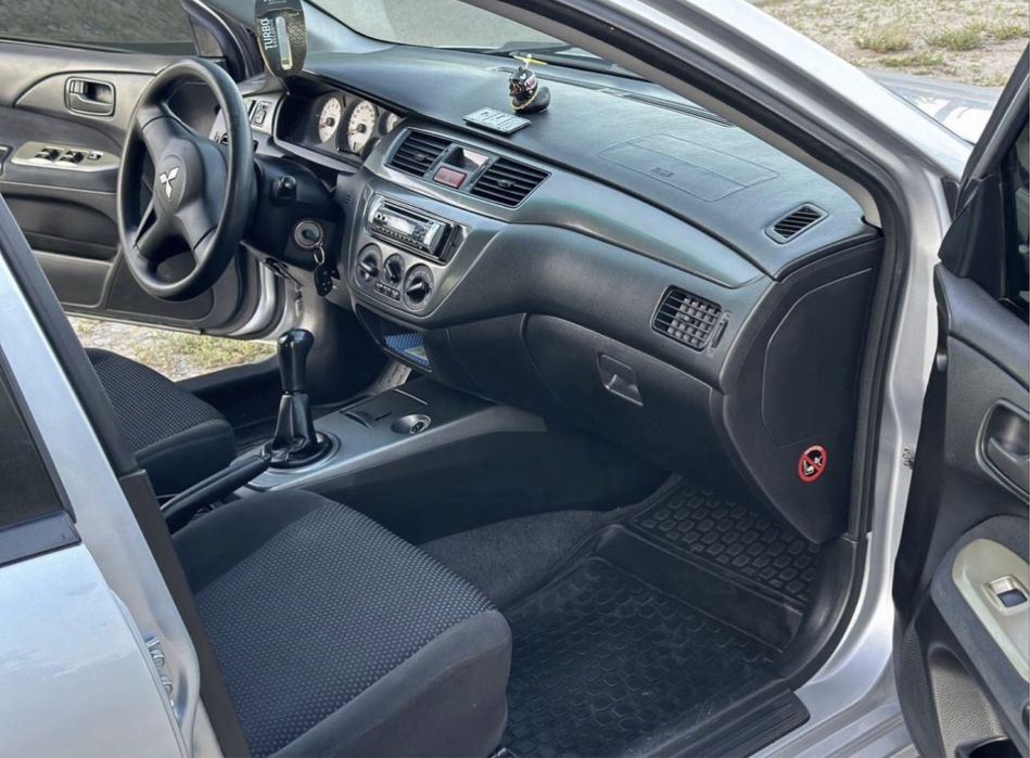 Mitsubishi Lancer 9 2007 року 1.6 бензин