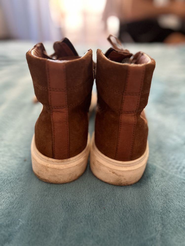 Botas para época fria