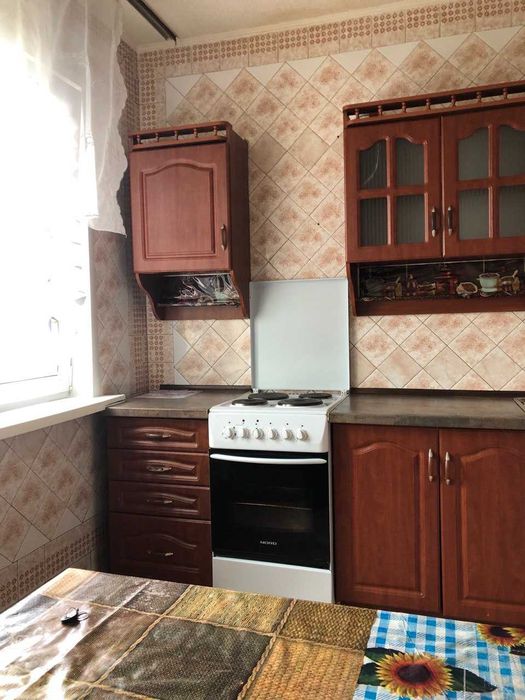 Продам! 2-к квартира Троєщина, Червоної калини,4б