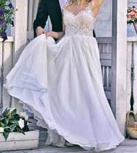 Piękna suknia ślubna rozm 38