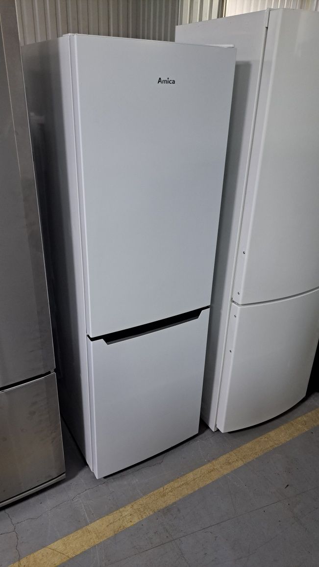Сучасний холодильник Liebherr kgn87 nofrost доставка