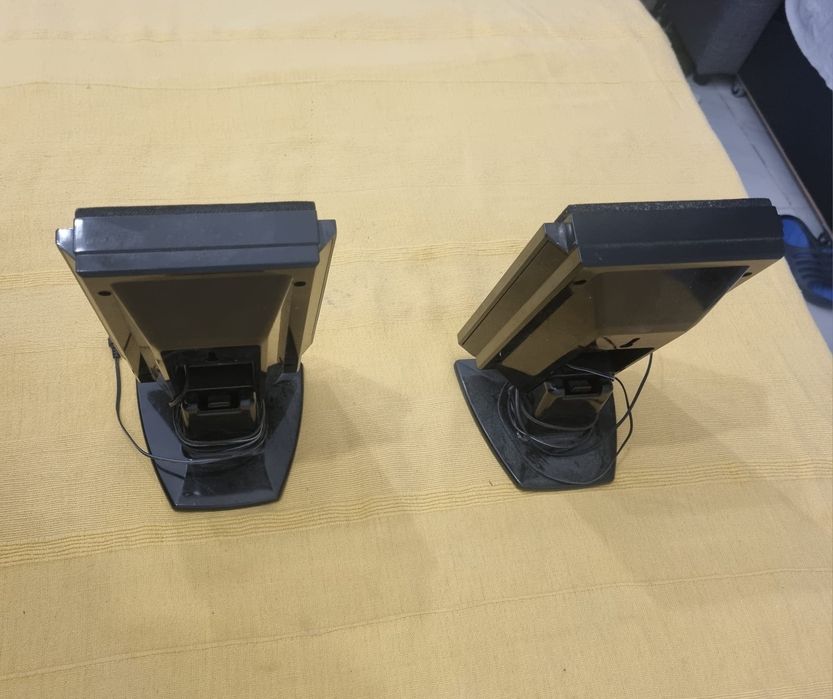 Colunas pequenas para aparelhagem