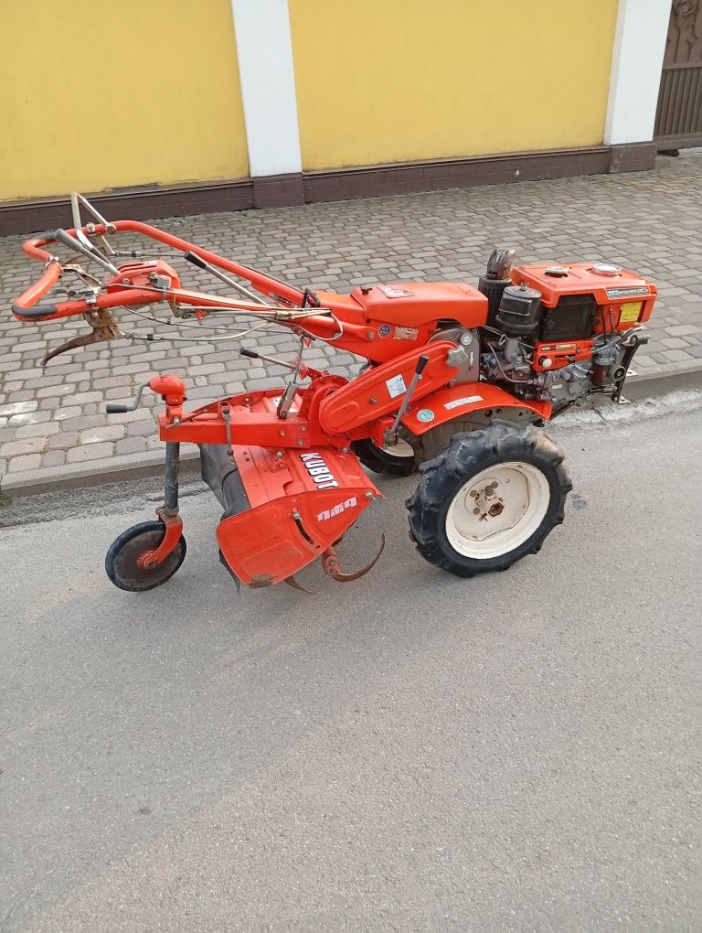 Продам мотоблок Кубота 6 л с