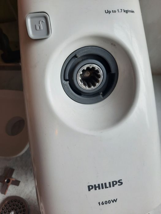 Мясорубка Philips HR 2714