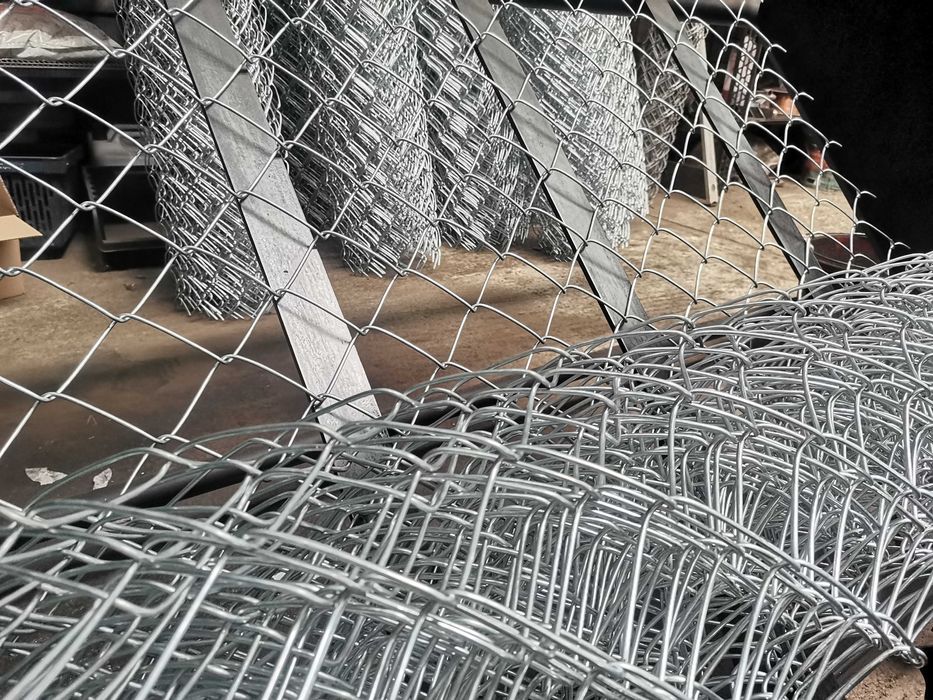 Siatka ogrodzeniowa ocynkowana 150 cm wysokości, drut 2,9mm.