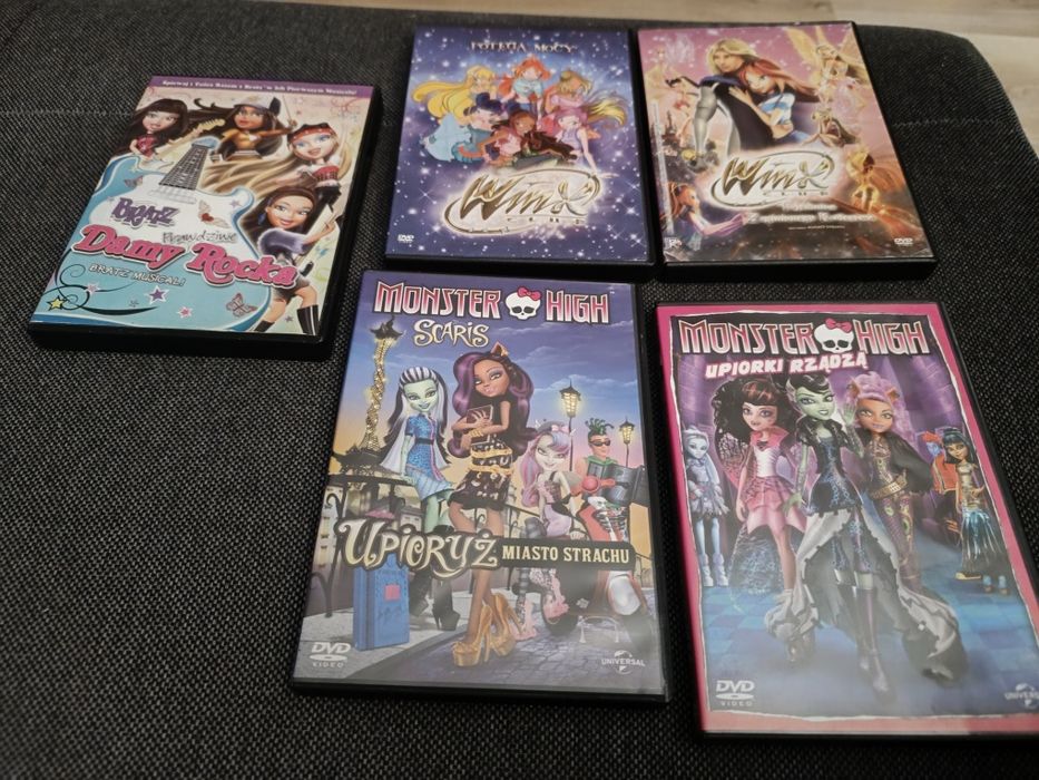 Zestaw filmów/bajek. 5 płyt DVD. Winx Club. Monster High.
