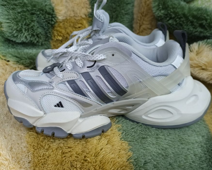 Продам женские кроссовки Adidas Vento XLG Runner 39 размер Киев Позняк