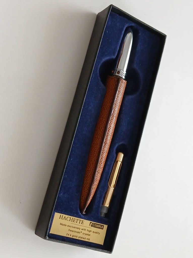 Caneta de tinta permanente da Hachette