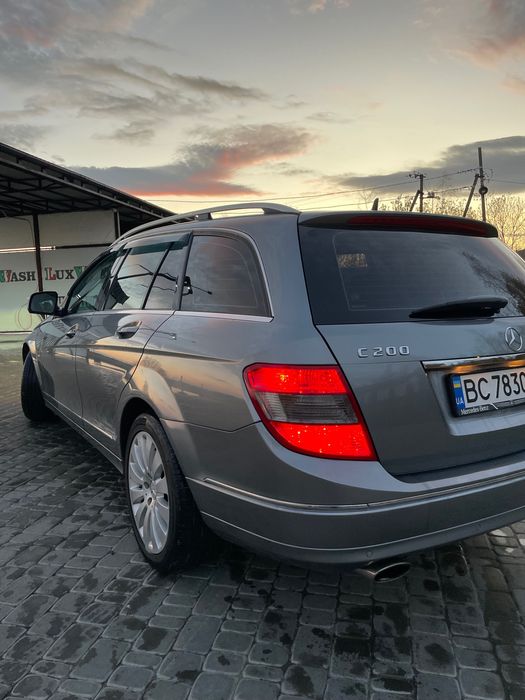 Mercedes-Benz c200 s204 2008р