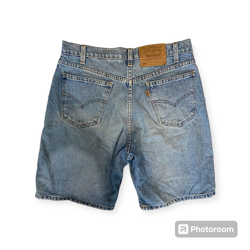 Krótkie spodenki szorty jeansowe jeansy Levis 550 vintage retro