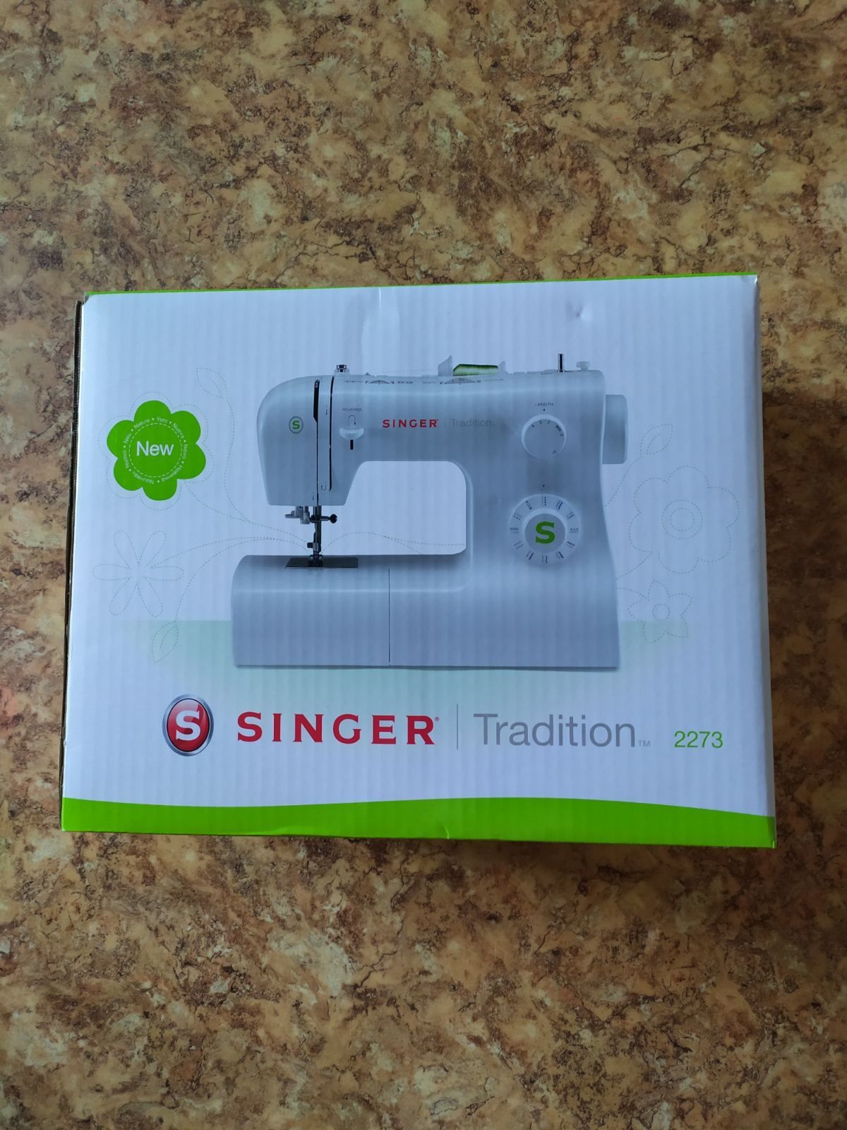 Singer tradition 2273