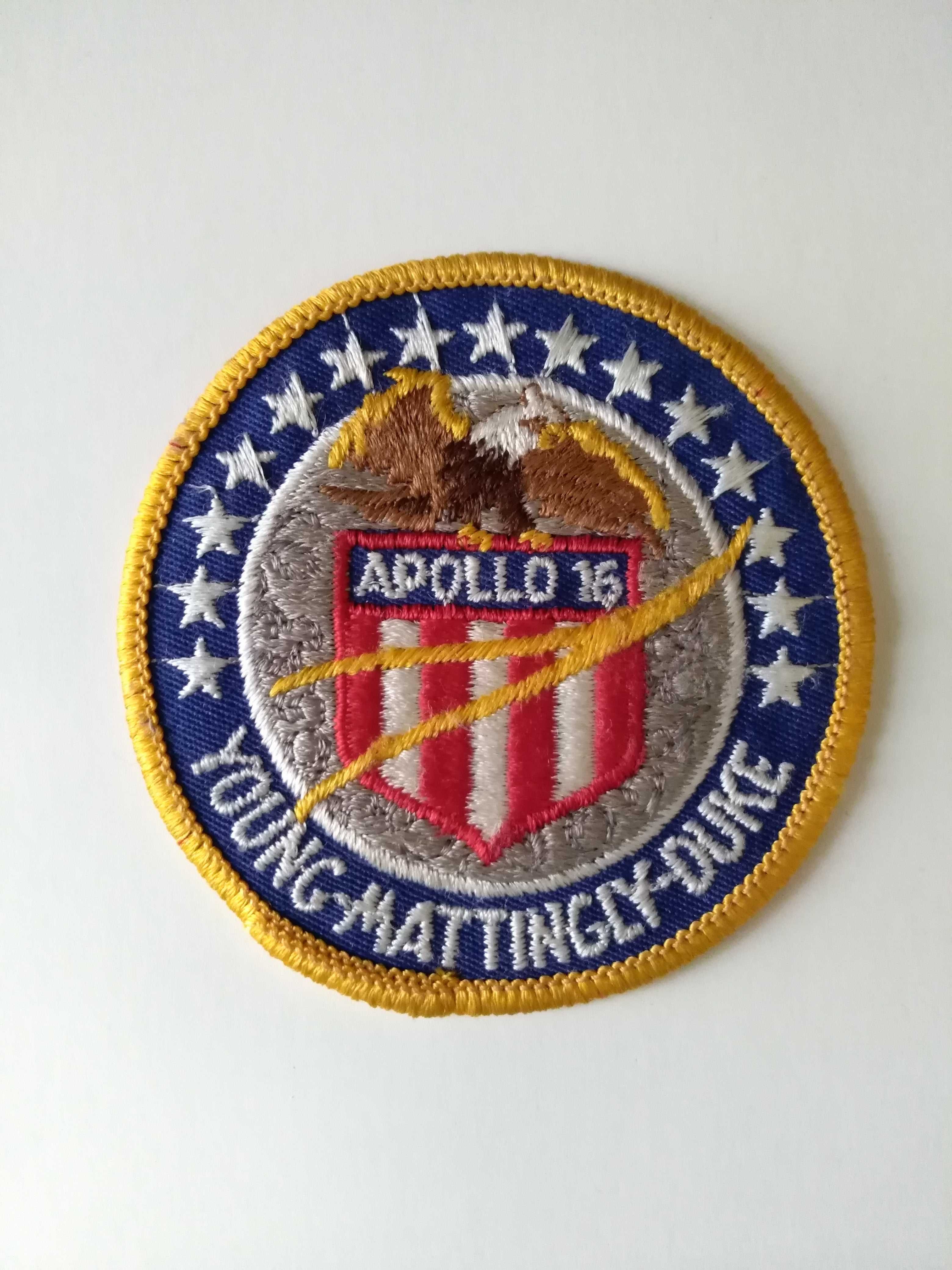 Okrągła naszywka z misji Apollo 16