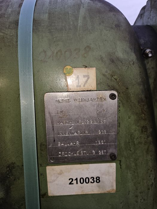 Prasa mimośrodowa 25 t niemiecka Weingarten stan bdb