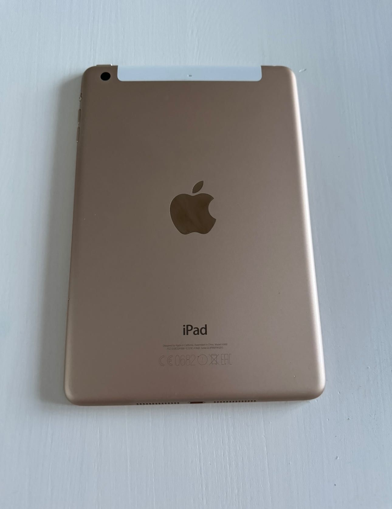 iPad mini 3 64GB Gold