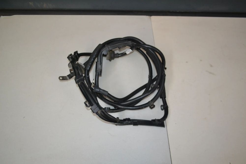 AUDI A4 B8 A5 8T PRZEWÓD PLUSOWY ZASILANIA WIĄZKA AKUMULATORA 8K11971225H