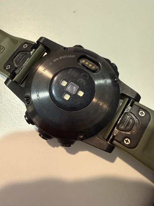 Garmin Fenix ​​​​5s Plus Sapphire Edition